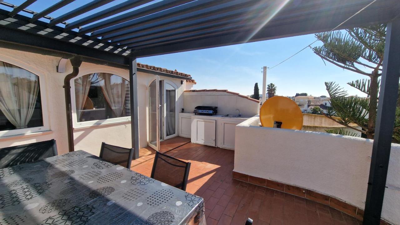 Maison De Vacances Avec Amarre Empuriabrava Kültér fotó
